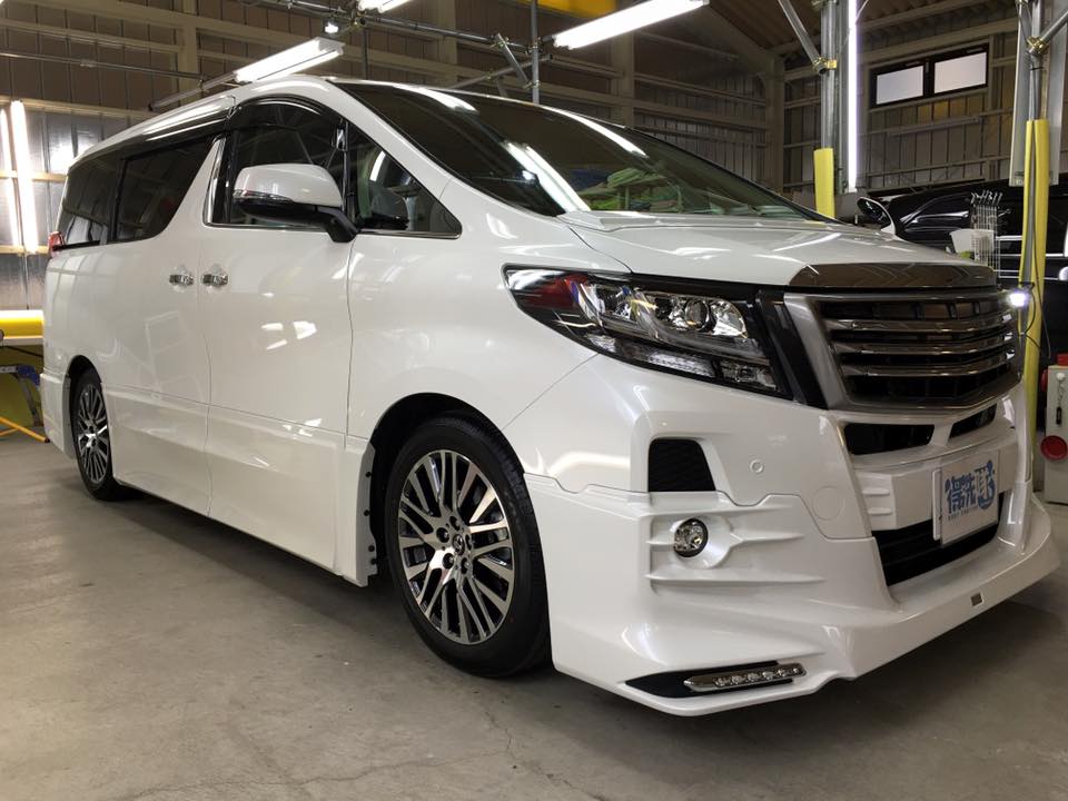 3アルファード・プレミアムコーティング・運転席側前方より