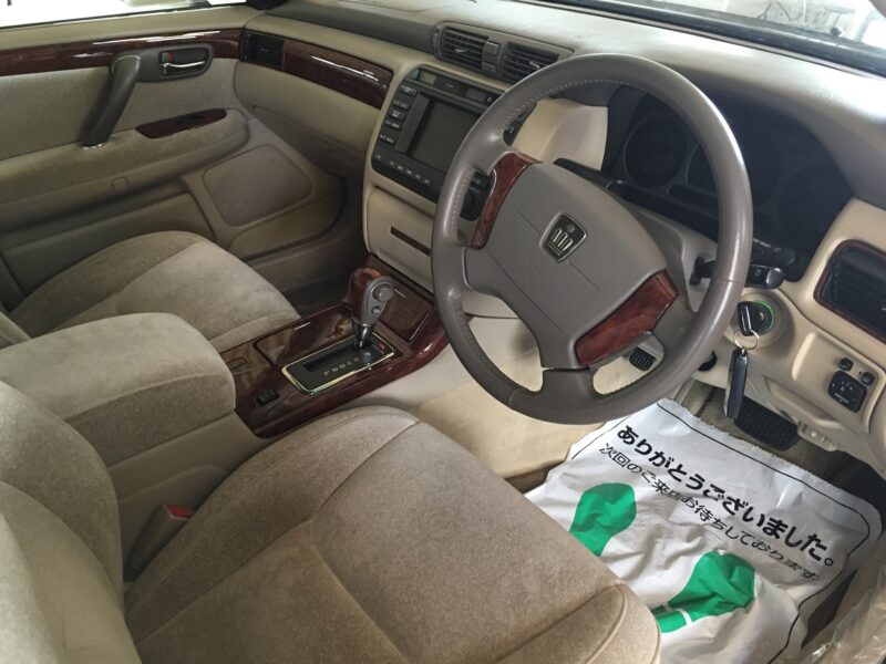 車内クリーニング/1列目