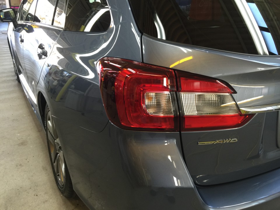 レヴォーグ・プレミアムコーティング・助手席側後方より