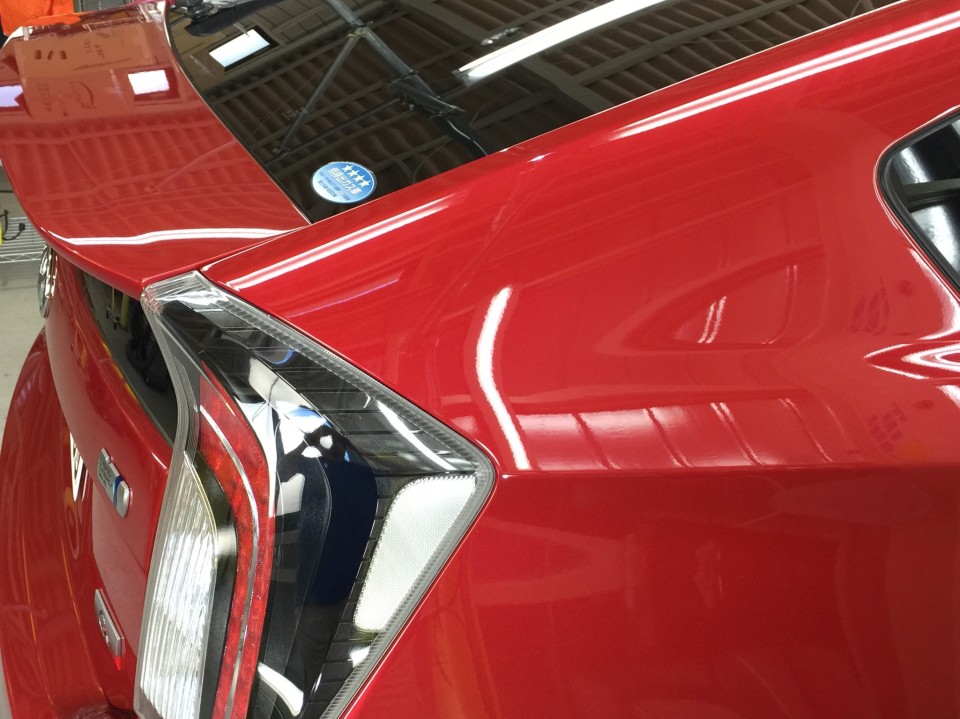 プリウスGｚ・運転席側後方クォーターパネル