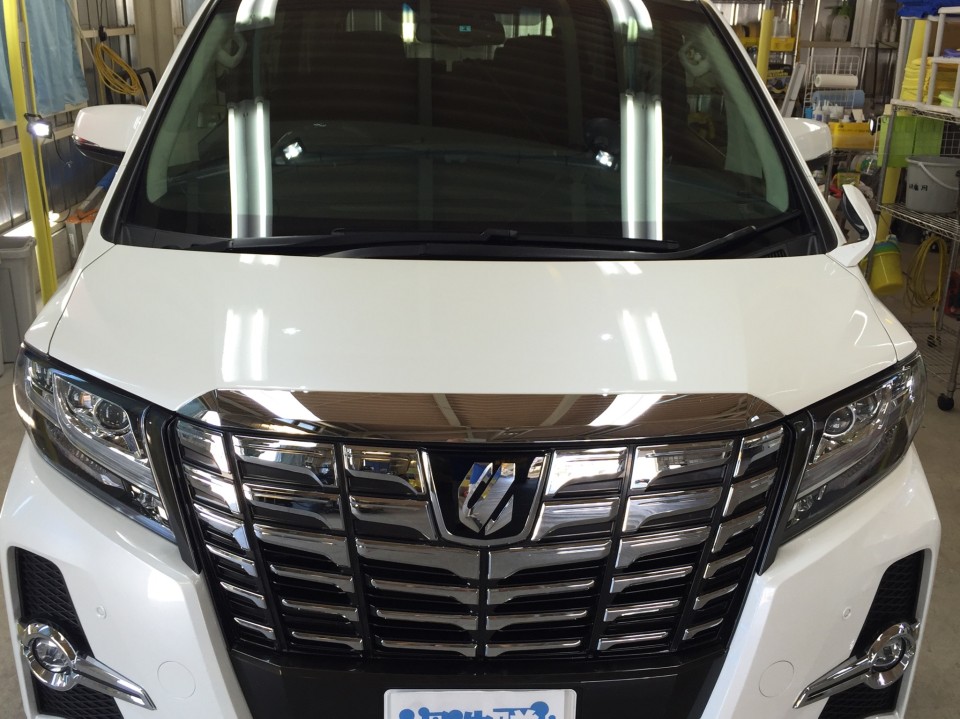 アルファード・フロントグリル