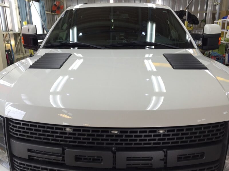 フォードF150SVTラプター・プレミアムコーティング・ボンネット正面