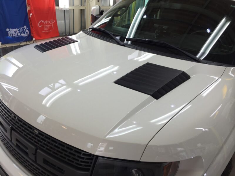 フォードF150SVTラプター・プレミアムコーティング・ボンネット運転席側