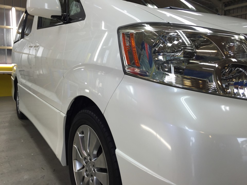 アルファード10系・ガラスコーティング・運転席側前方