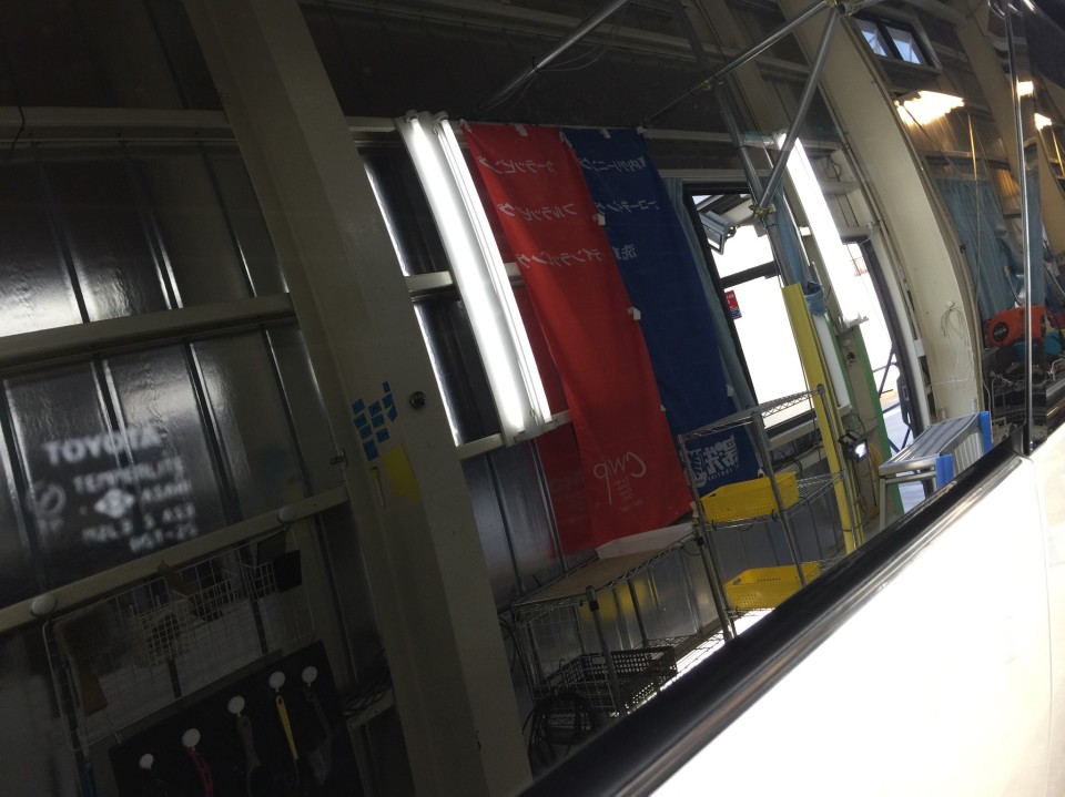 アルファード10系・窓ガラスウロコ取り1後2