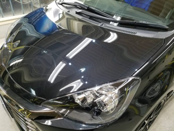 アクア・スタンダードコーティング施工後のボンネット2