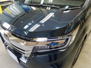 ステップワゴン・プレミアムコーティング施工後のボンネット2