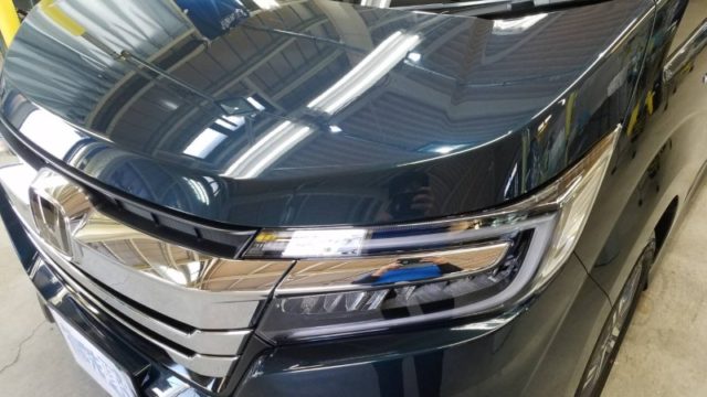 ステップワゴン・プレミアムコーティング施工後のボンネット2