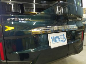 ステップワゴン・プレミアムコーティング施工後のリアゲート