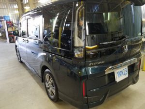 ステップワゴン・プレミアムコーティング施工後のリアゲート2