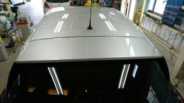 ルノー・キャプチャー・プレミアムコーティング後のルーフ