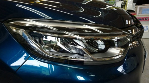 ルノー・キャプチャー・ヘッドライトプロテクションフィルム施工