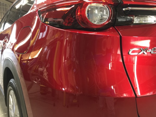CX-8・プレミアムコーティング後の左テール付近