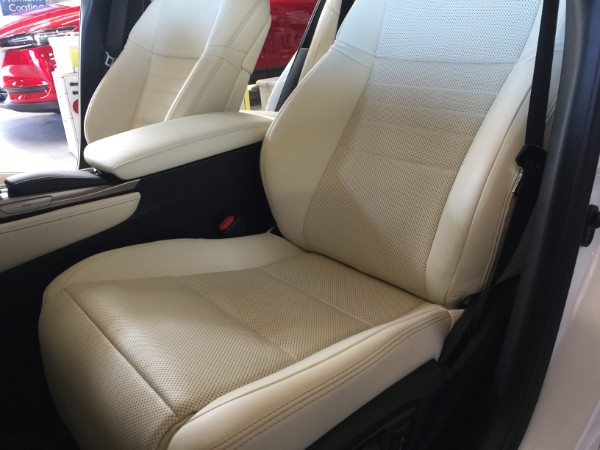 レクサスGS・レザーコーティング施工後の助手席