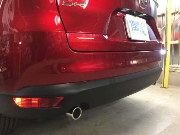 CX-8・LEDリフレクター＆リアゲートフットセンサー取付