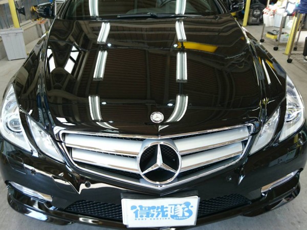 メルセデスベンツE・プレミアムコーティング後のボンネット