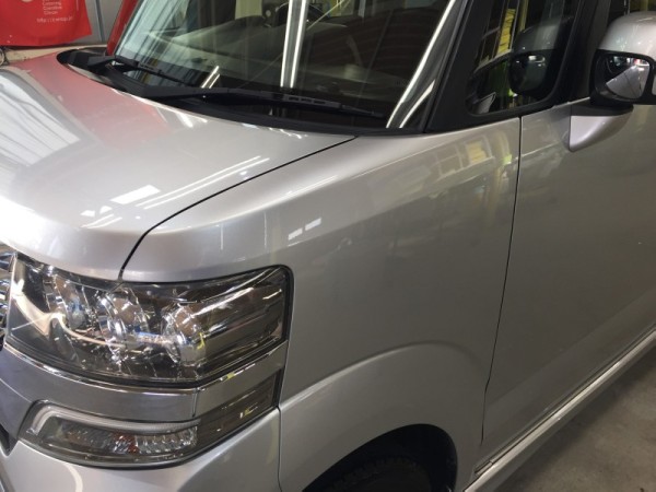 NBOX・スタンダードコーティング後の助手席側ヘッドライト付近