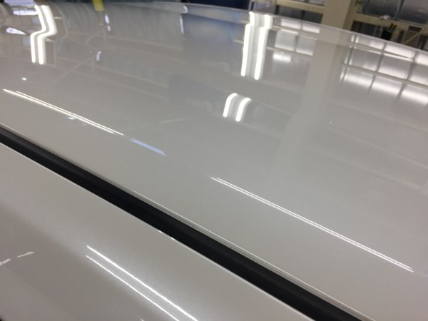 プリウスα・プレミアムコーティング後のルーフ２