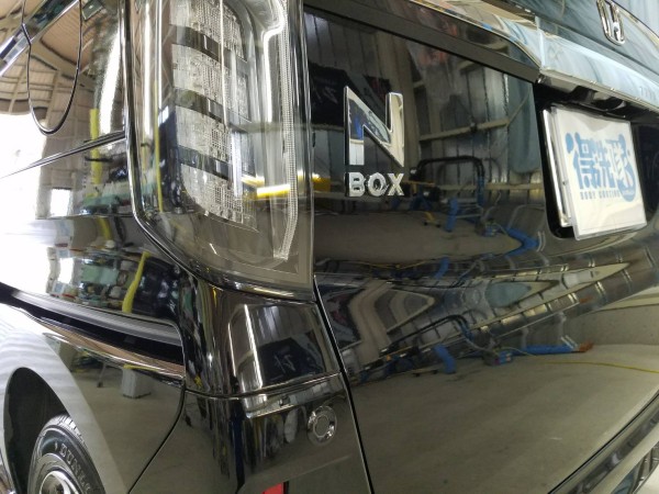 NBOX・プレミアムコーティング後の左テール付近