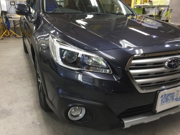 アウトバック・エシュロンゼンゼロ施工後の運転席側ヘッドライト付近