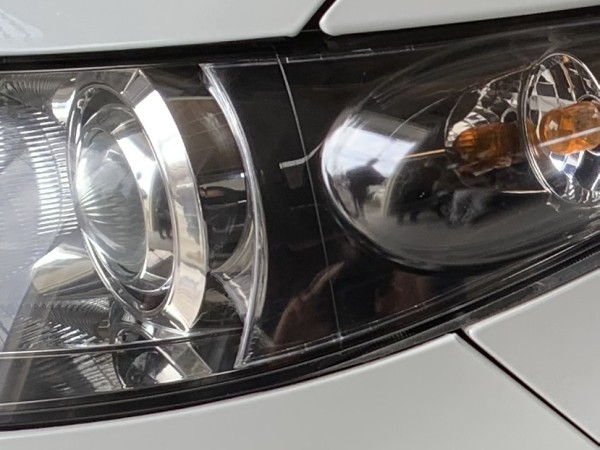 エリシオン・ヘッドライトクリーニング後