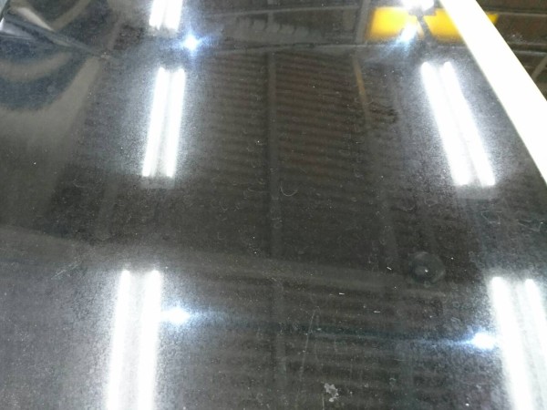 ボンネット研磨前