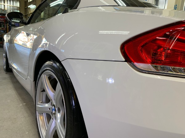 BMWZ4・スタンダードコーティング後の左テール付近