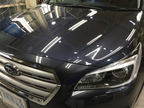 アウトバック・エシュロンゼンゼロ施工後のボンネット