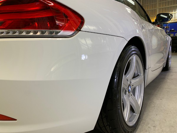 BMWZ4・スタンダードコーティング後の右テール付近