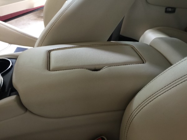 ギブリ・インテリアコーティング後のアームレスト