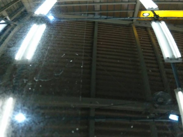 ボンネット研磨のビフォーアフター1