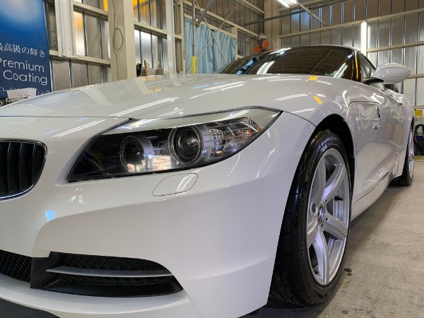 BMWZ4・スタンダードコーティング後の左ヘッドライト付近