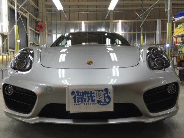 フロントバンパー、ヘッドライト、ボンネットを保護