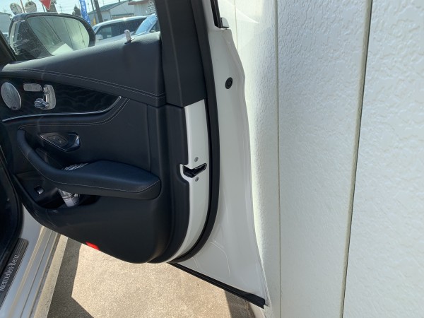 ドアエッジを保護