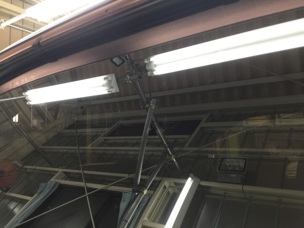 インプレッサ・窓ガラスウロコ取り後