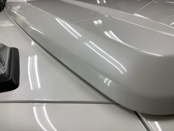 ゲレンデ・プレミアムコーティング後の右フェンダー付近2