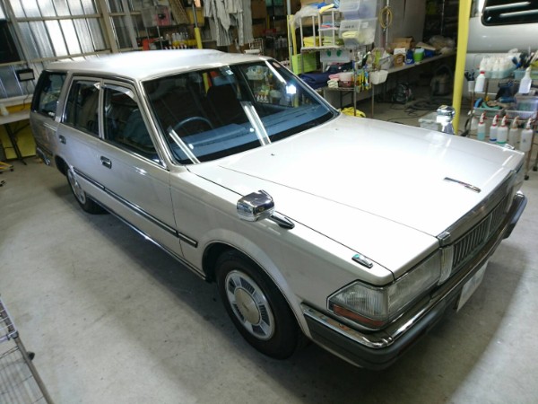 Y30セドリック・プレミアムコーティング後のボンネット2