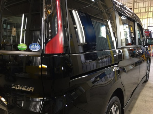 ステップワゴン・プレミアムコーティング後の右クォーター付近