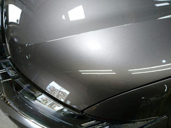 アウトランダー・プレミアムコーティング後のボンネット