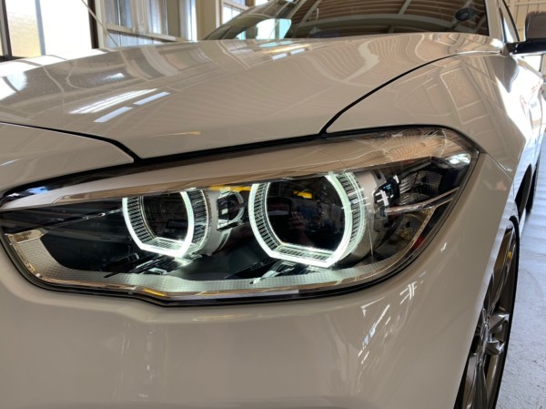 BMW ヘッドライトプロテクションフィルム左