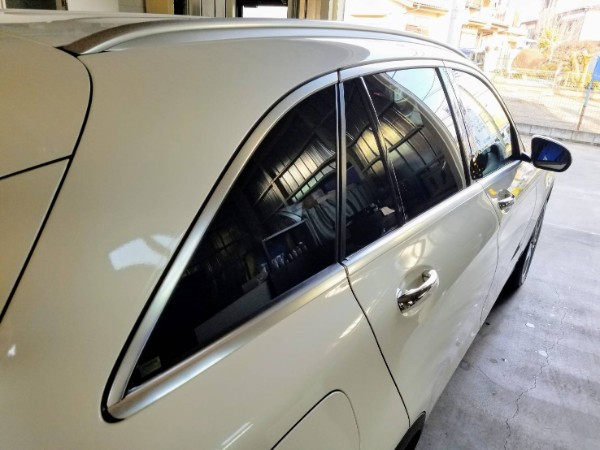 メルセデスベンツGLS・メッキモールコーティング&窓ガラスコーティング後のクォーターパネル付近