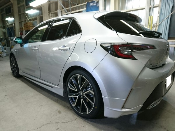 カローラスポーツ・ガラスコーティング施工後の左後方