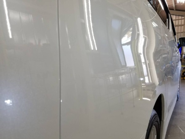 ヴェルファイア・コーティング施工後の右クォーター