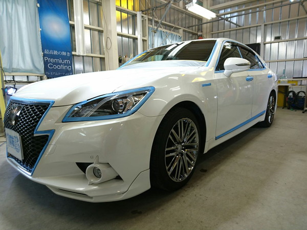 クラウン・プレミアムコーティング施工中