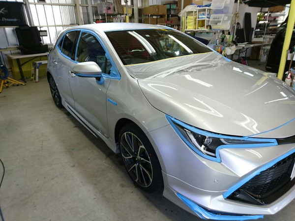 カローラスポーツ・コーティング施工前準備