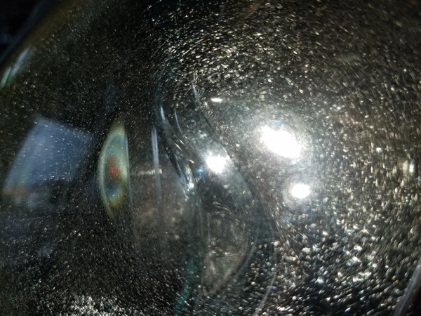 フーガ・ヘッドライト黄ばみ&クラック除去・作業前