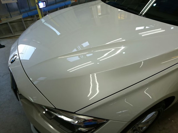 BMW3・スタンダードコーティング施工後のボンネット