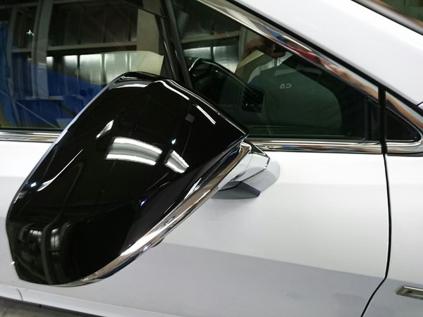 レクサスRX・プレミアムコーティング後の右ドアミラー