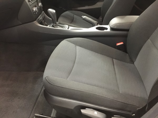 BMWX1・車内クリーニング後の助手席
