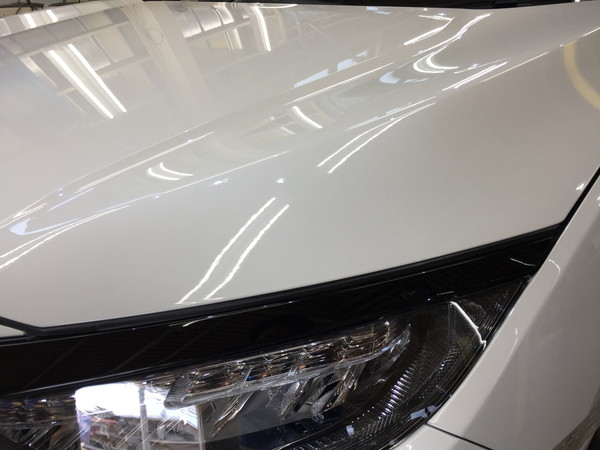 シビック・Sプレミアムコーティング施工後のボンネット